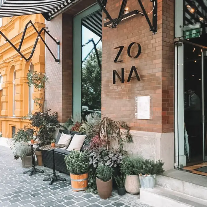 Zona restaurant Budapest